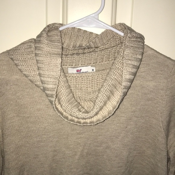 NEVER BEEN WORN Vineyard Vines cowl neck sweater - Picture 3 of 4